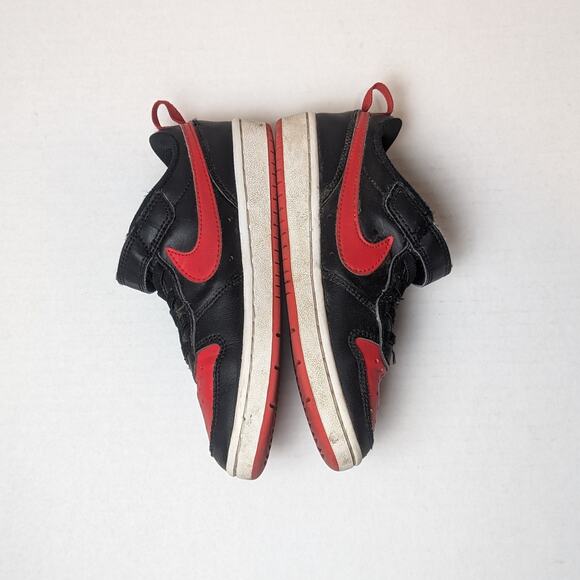 Nike Court Borough Low 2 Leather Sneakers Size 13.5C Black Red Shoes BQ5451-007 - Picture 4 of 8